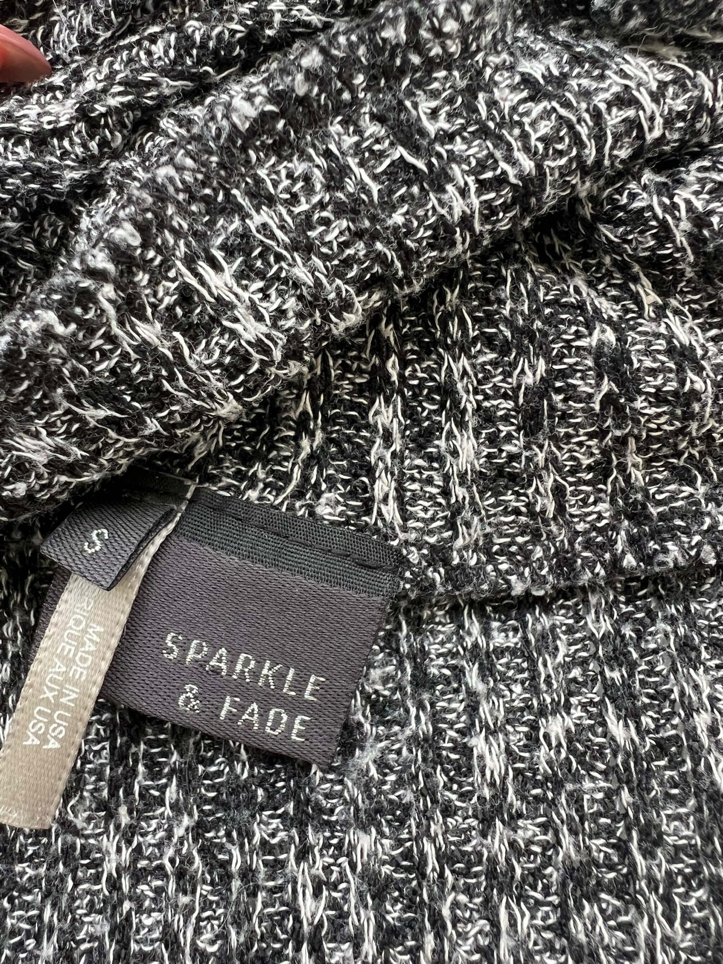 Sparkle & Fade Turtle Neck Top, Sz S