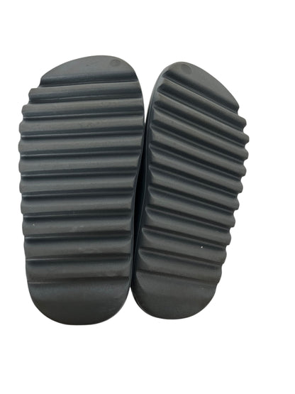 Yeezy Onyx Slides, Sz US 8