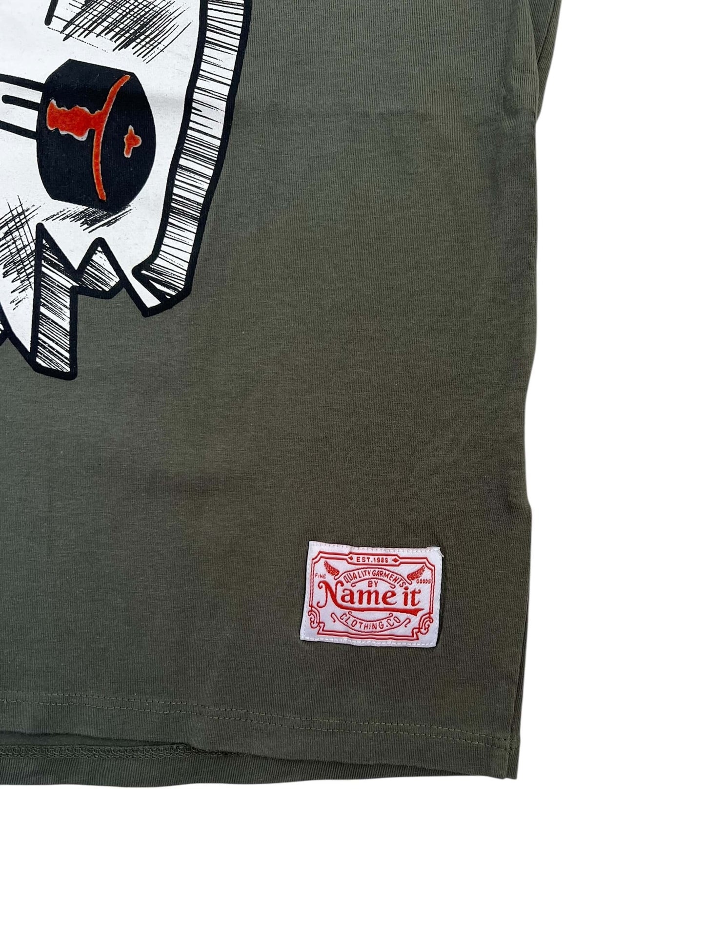 name it Skull T-shirt, Age 9-10