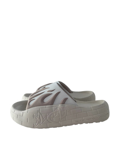 Acupuncture NYC Slides, Sz 6.5