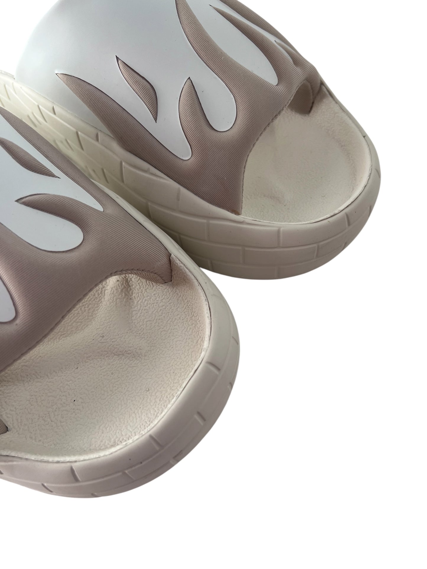 Acupuncture NYC Slides, Sz 6.5