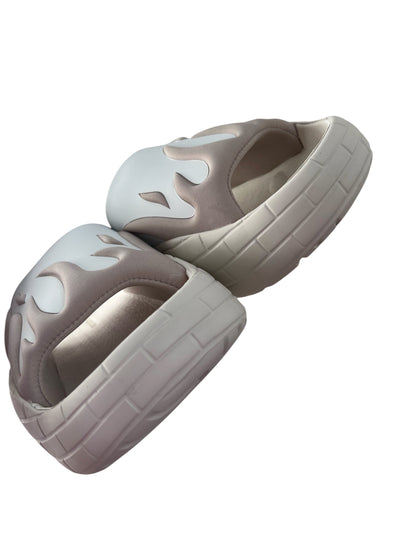Acupuncture NYC Slides, Sz 6.5